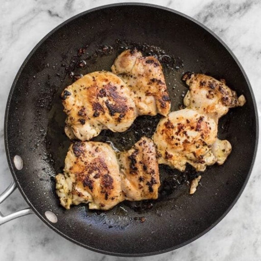 Cuisses de poulet a lail et au citron