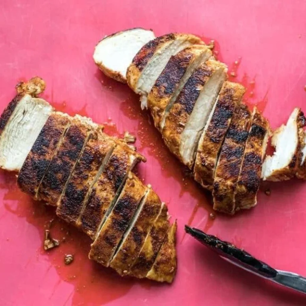 Poitrines de poulet fumees tranchees