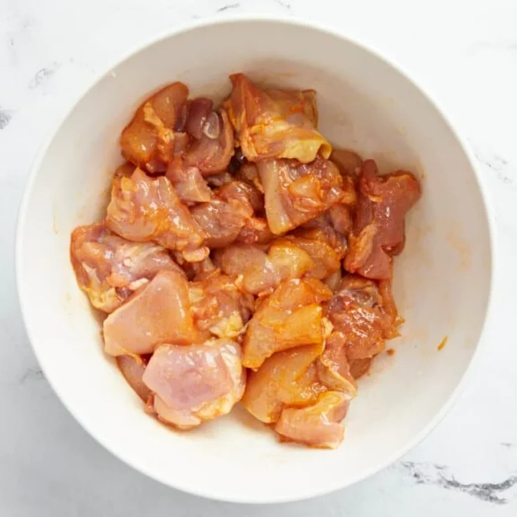 epices sur le poulet