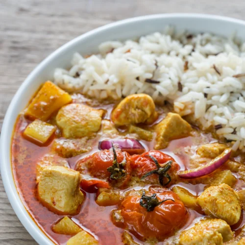 Curry de poulet en cocotte (Curry de poulet jaune)