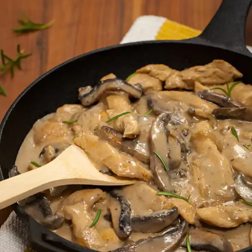 recette poulet stroganoff​
